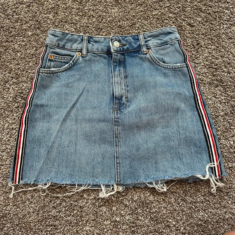 TOPSHOP MOTO Women's Denim Mini Skirt Size 4